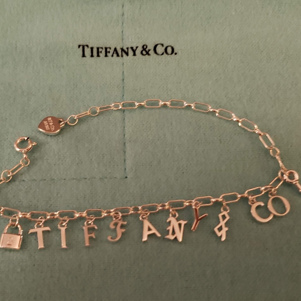 Tiffany and Co. Charm Bracelet Medium.PRICE OF STERLING SILVER HAS GONE ⬆️ IN $